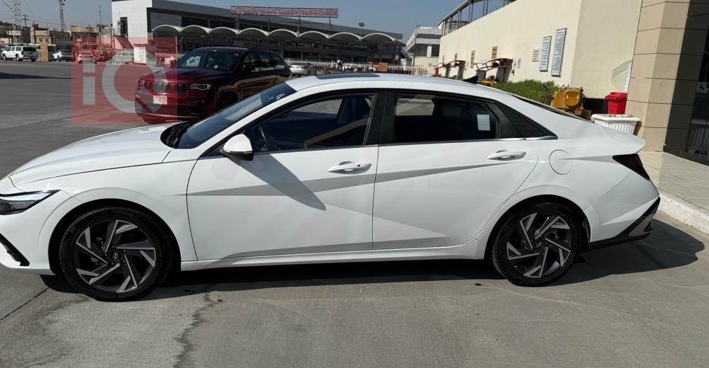 هیوندای ئەلەنترا